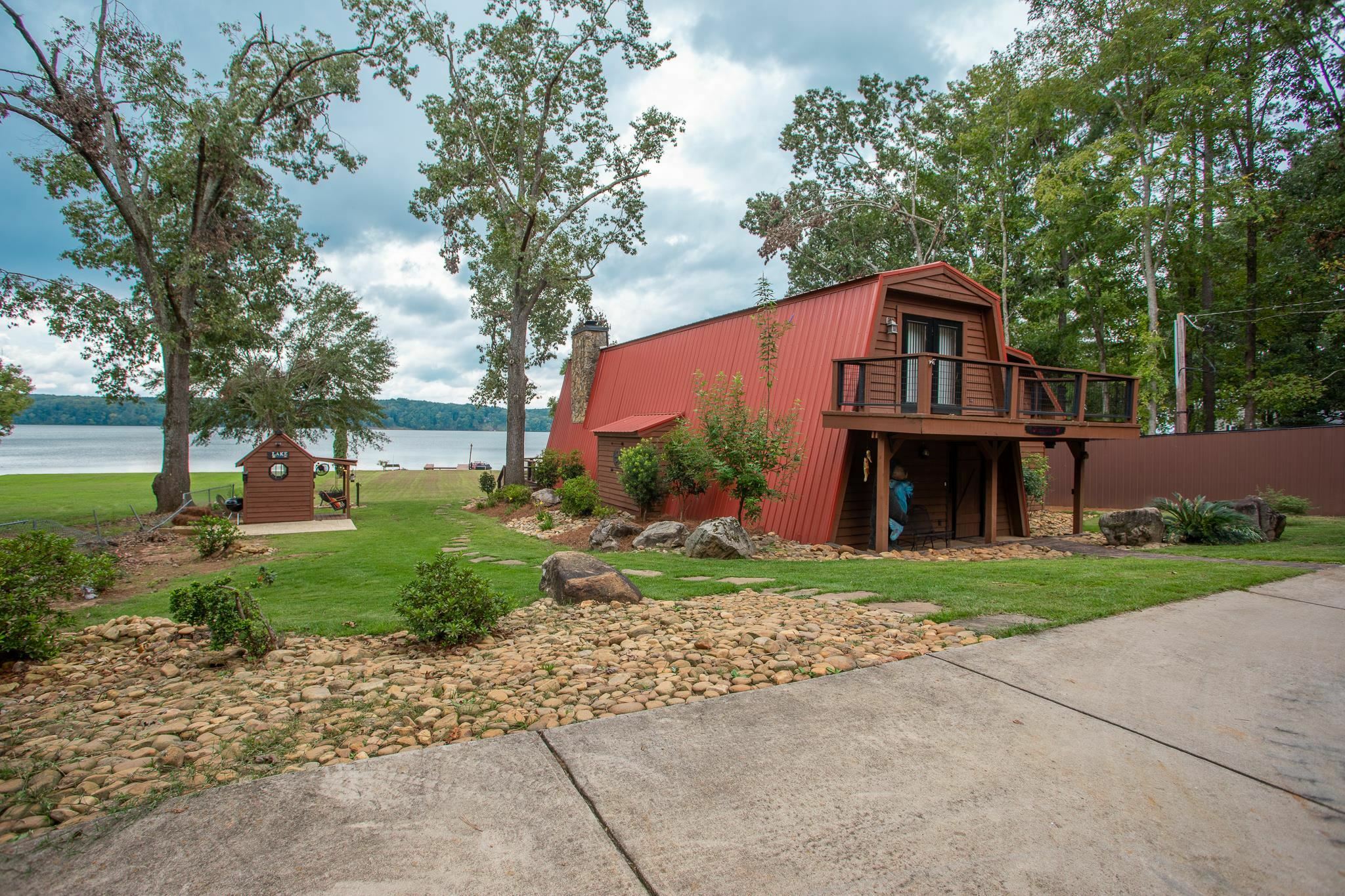 Property Photo: 1621 Arrowhead Road GA 30642