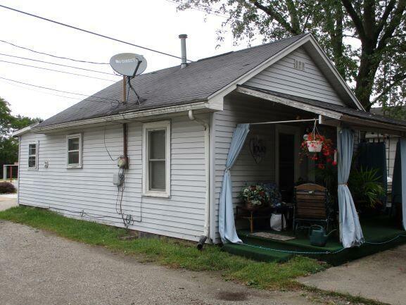 Property Photo:  1315 Sheridan Avenue  MI 49120 