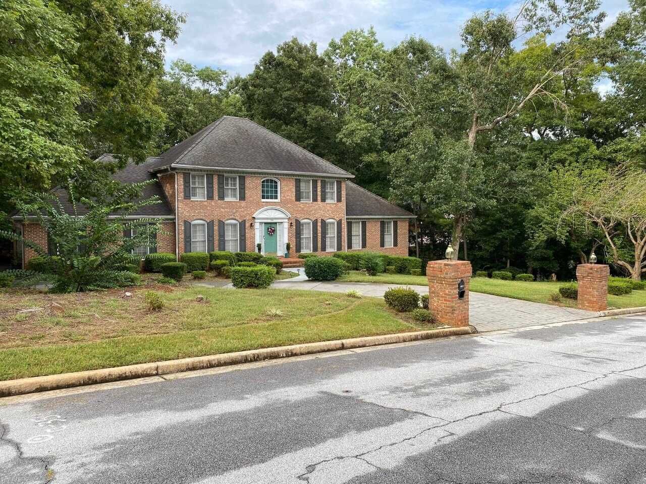 Property Photo: 1180 Juniper Court SE GA 30013