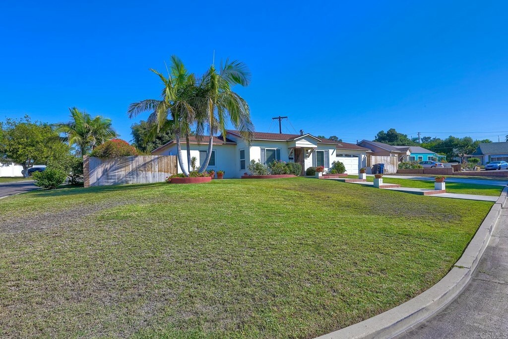 Property Photo:  133 Roosevelt Street  CA 91910 