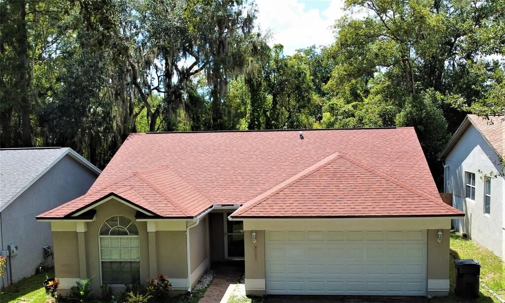 Property Photo:  7420 Becky Thatcher Lane  FL 33637 