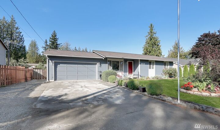 Property Photo: 20816 93rd St E WA 98391