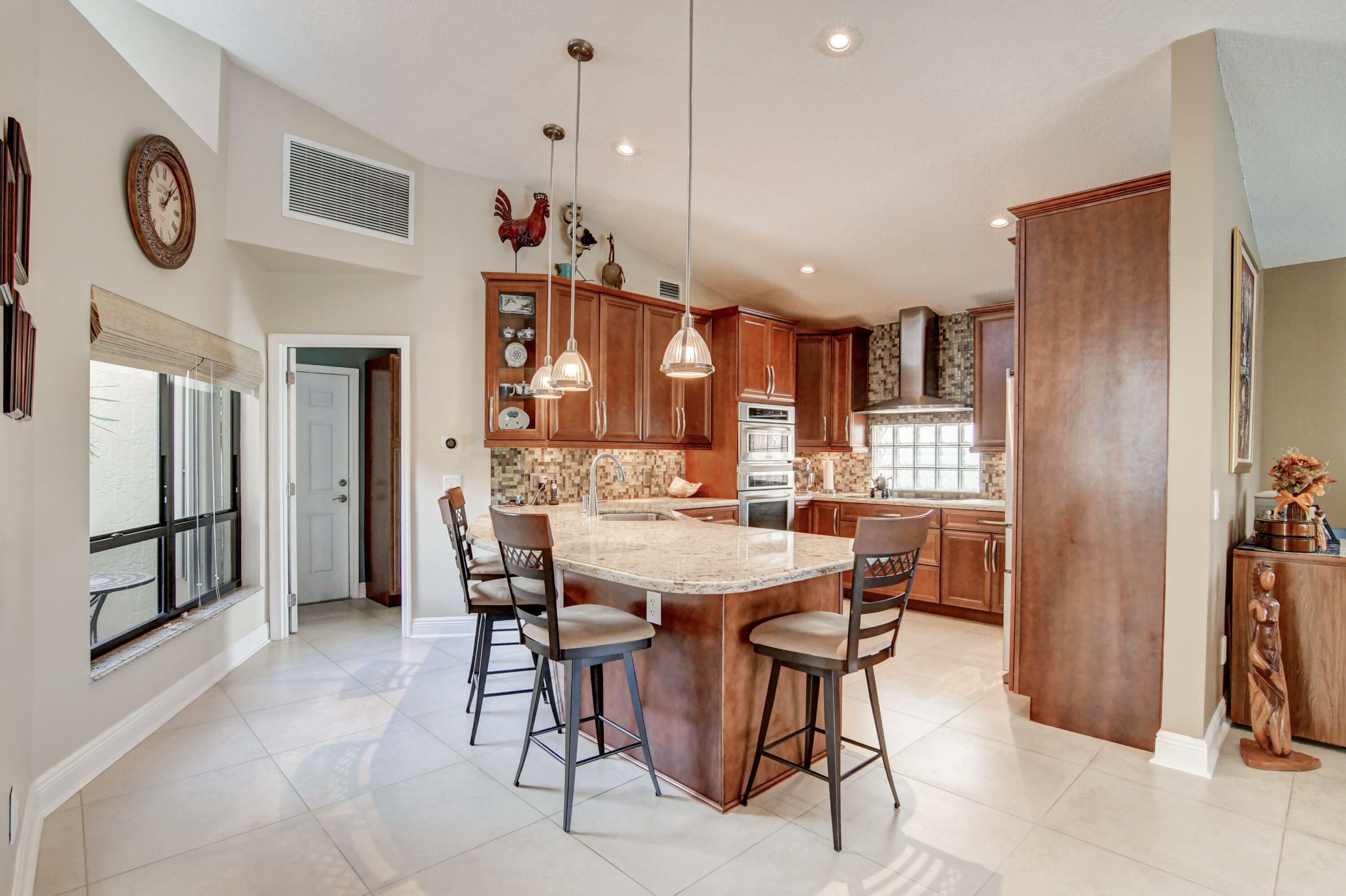 Property Photo: 22600 Esplanada Circle W FL 33433
