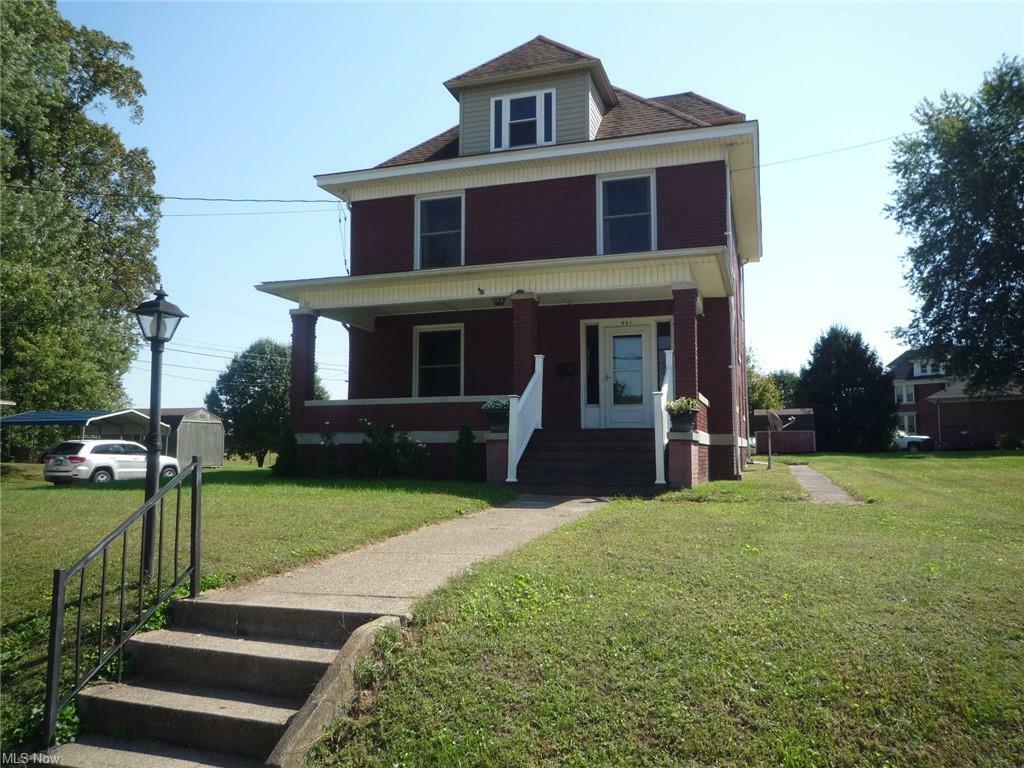 Property Photo:  901 W 4th St  WV 26187 