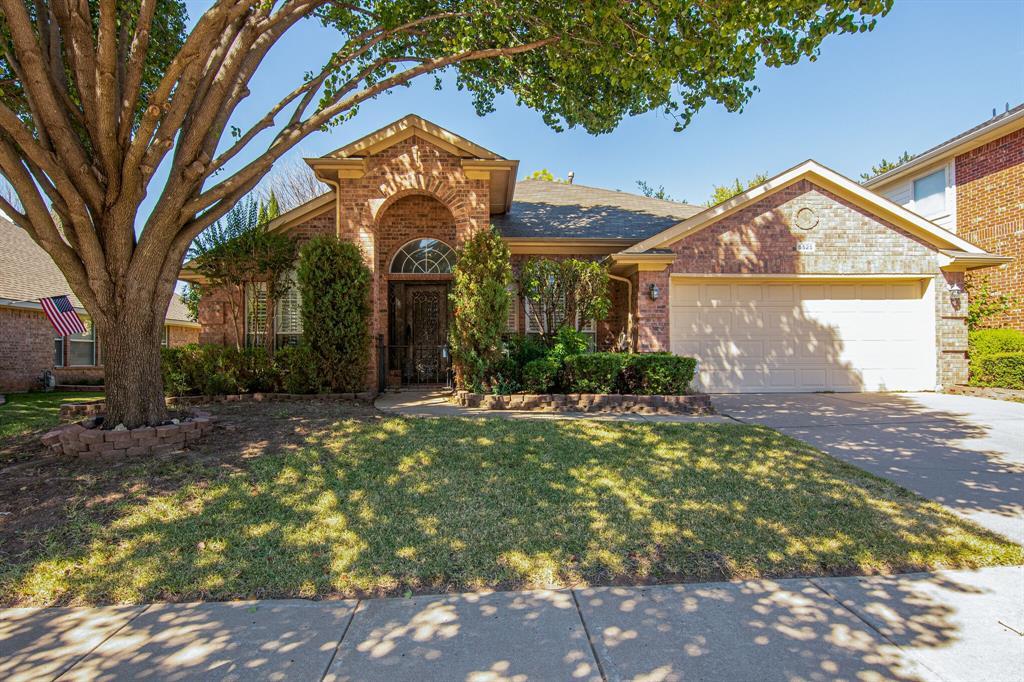 Property Photo:  5525 Murton Place  TX 76137 