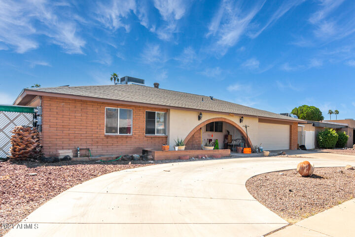 Property Photo:  4227 W Redfield Road  AZ 85053 