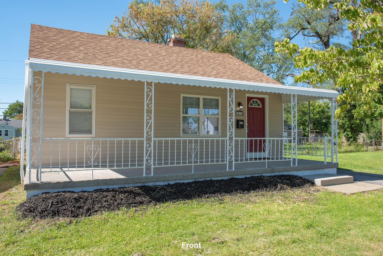 Property Photo:  2677 Osceola Avenue  OH 43211 