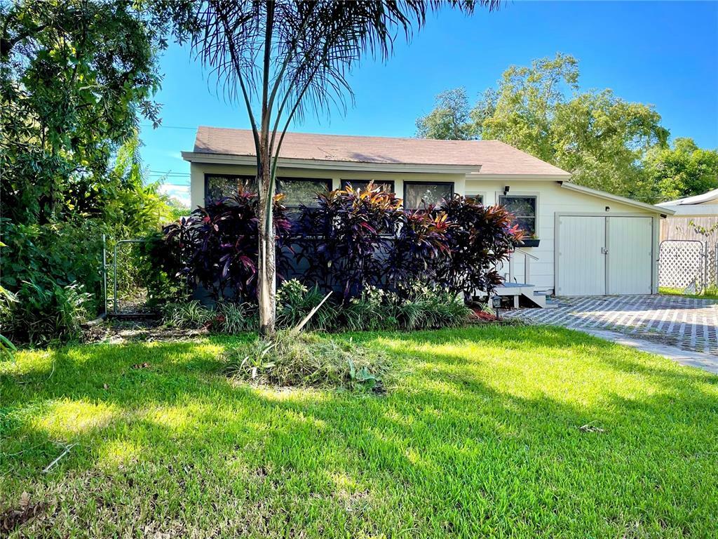 Property Photo:  6350 29th Way N  FL 33702 