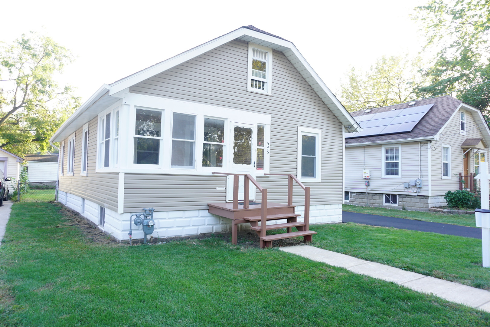 Property Photo:  545 Parker Avenue  IL 60505 