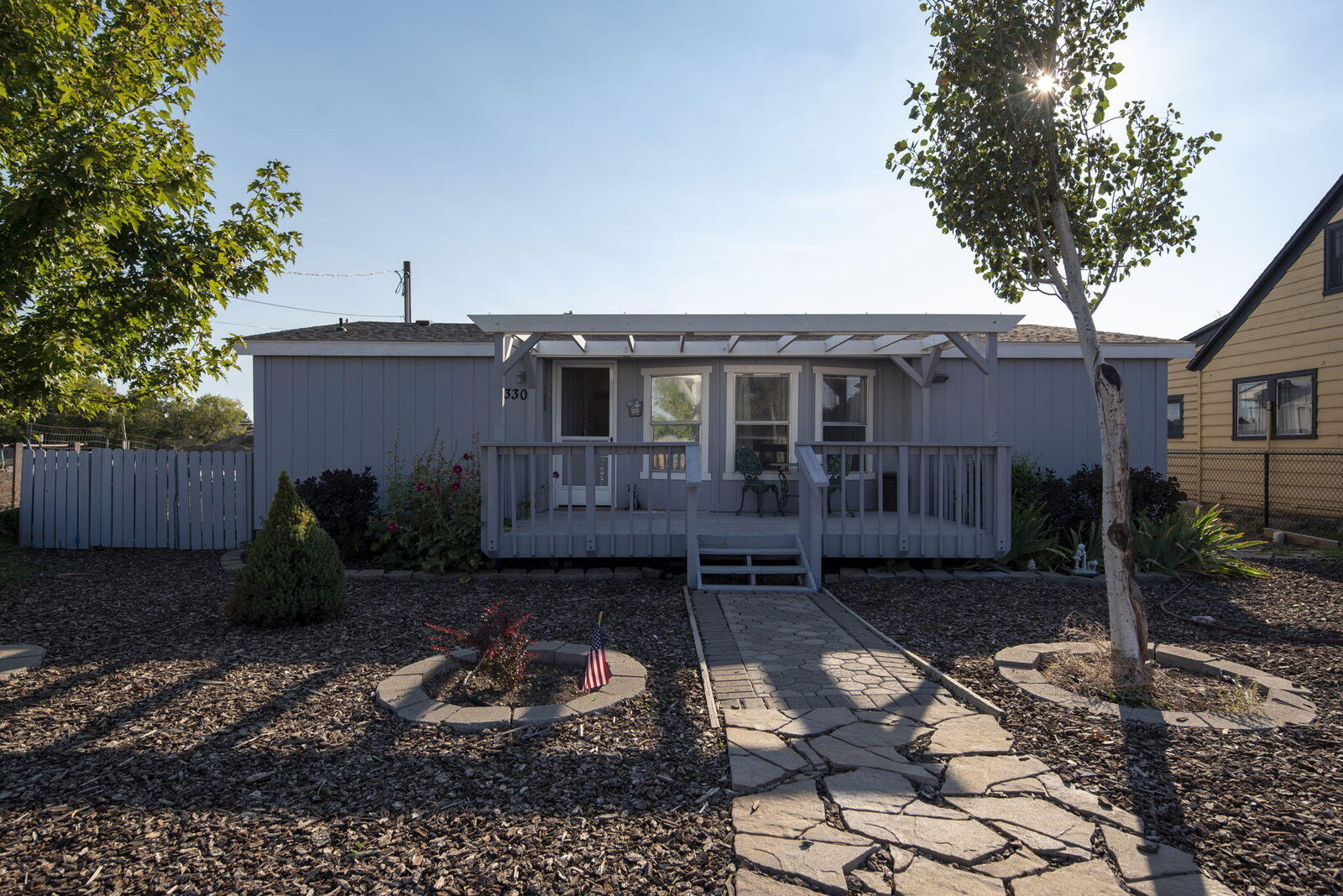 Property Photo: 330 SW 17th Street SW OR 97756