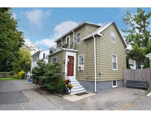 Property Photo: 2 Barton Pl MA 01970