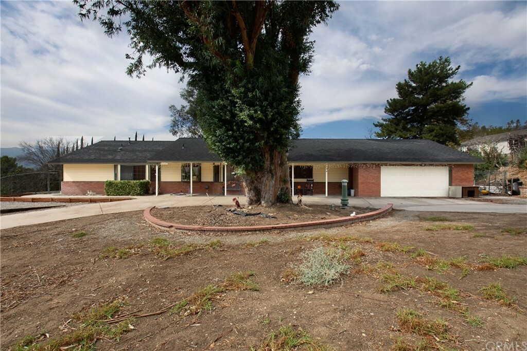 Property Photo: 1134 Kimbark Avenue CA 92407