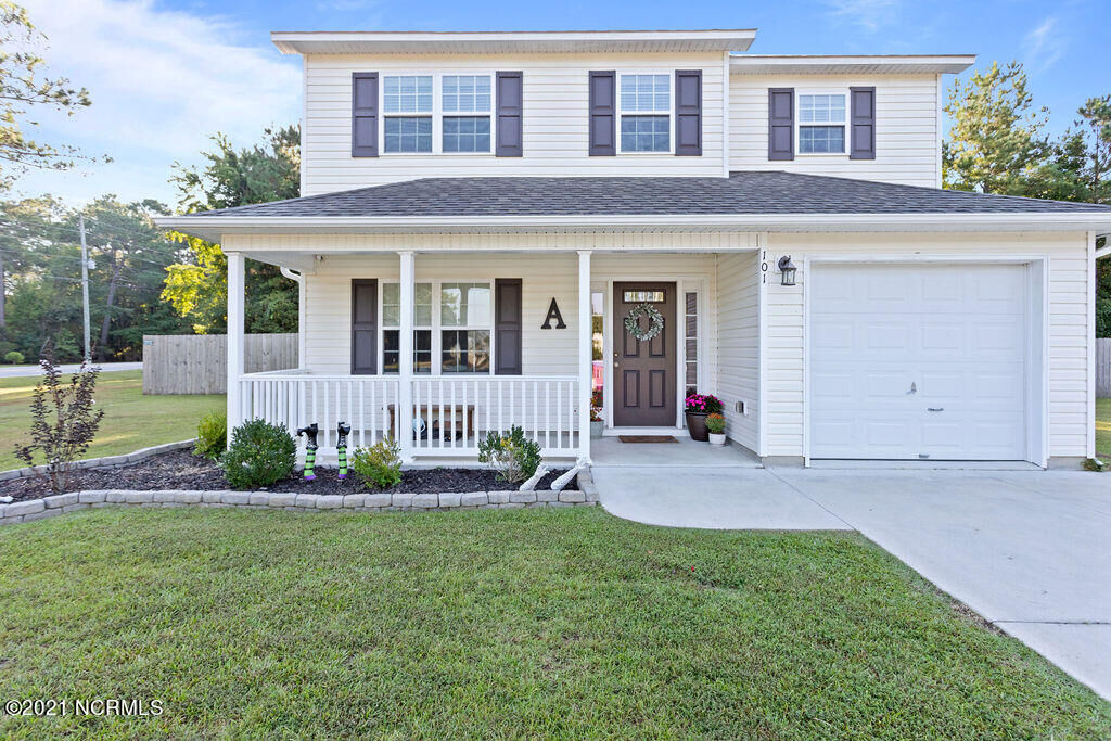 Property Photo:  101 Clymer Court  NC 28539 