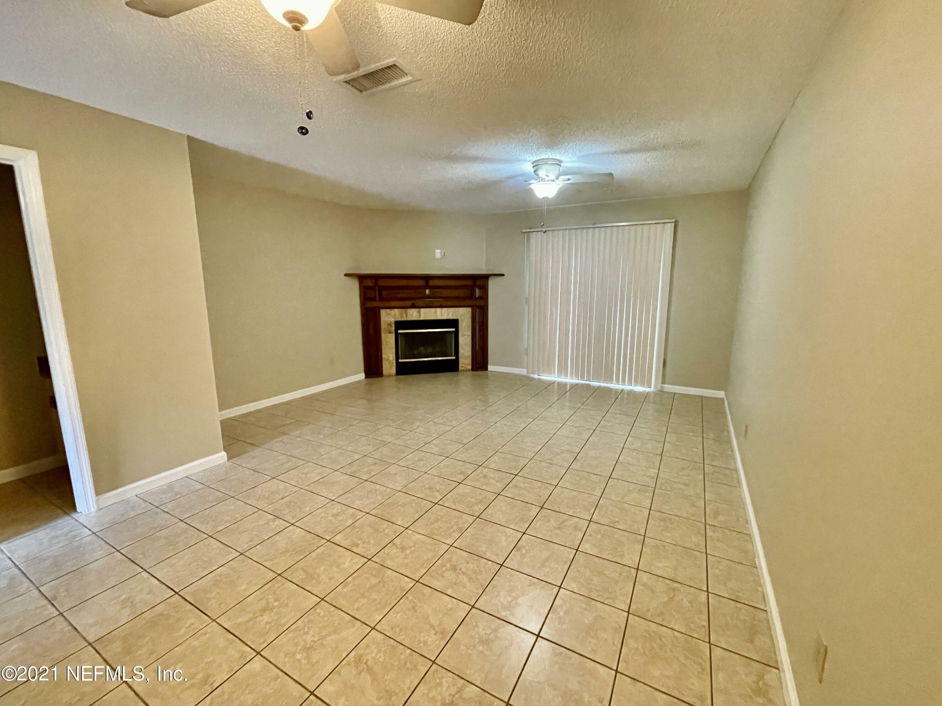 Property Photo:  85 Debarry Avenue 1005  FL 32073 