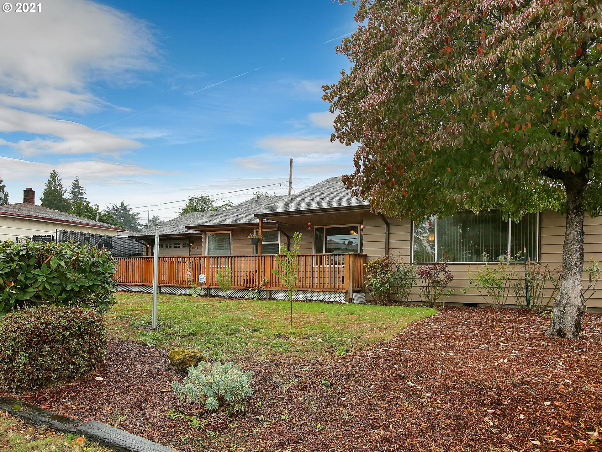 Property Photo: 3039 NE 122nd Ave OR 97230