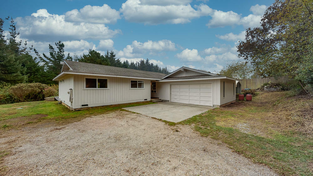 Property Photo:  379 Hookton Cemetary Road  CA 95551 