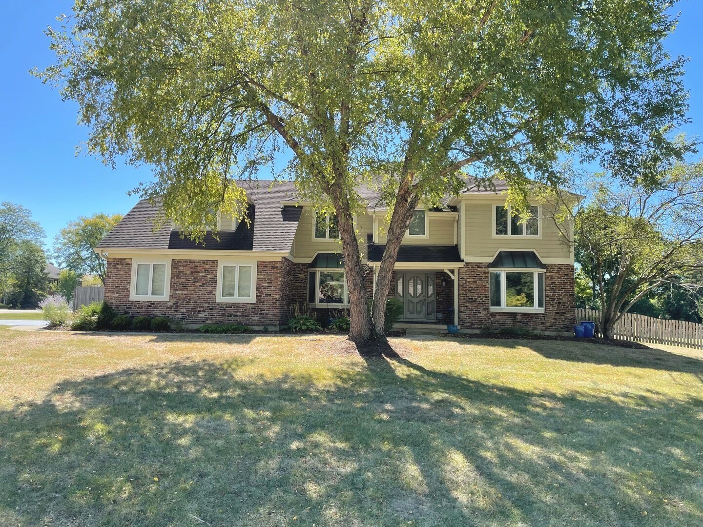 Property Photo: 28W171 Cantigny Drive IL 60190