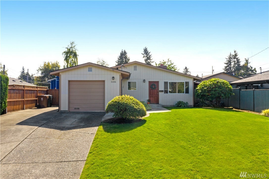 Property Photo:  5106 N 42nd St  WA 98407 