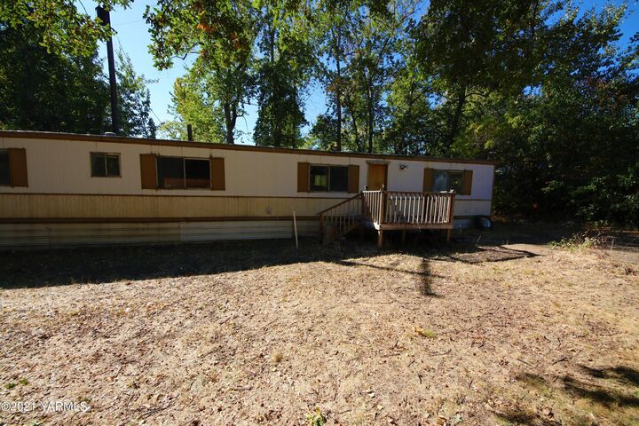 1480 N Fork Rd  Yakima WA 98908 photo