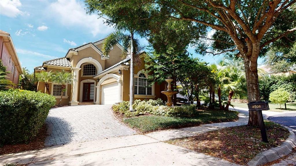 Property Photo:  8508 Giovana Court  FL 32836 