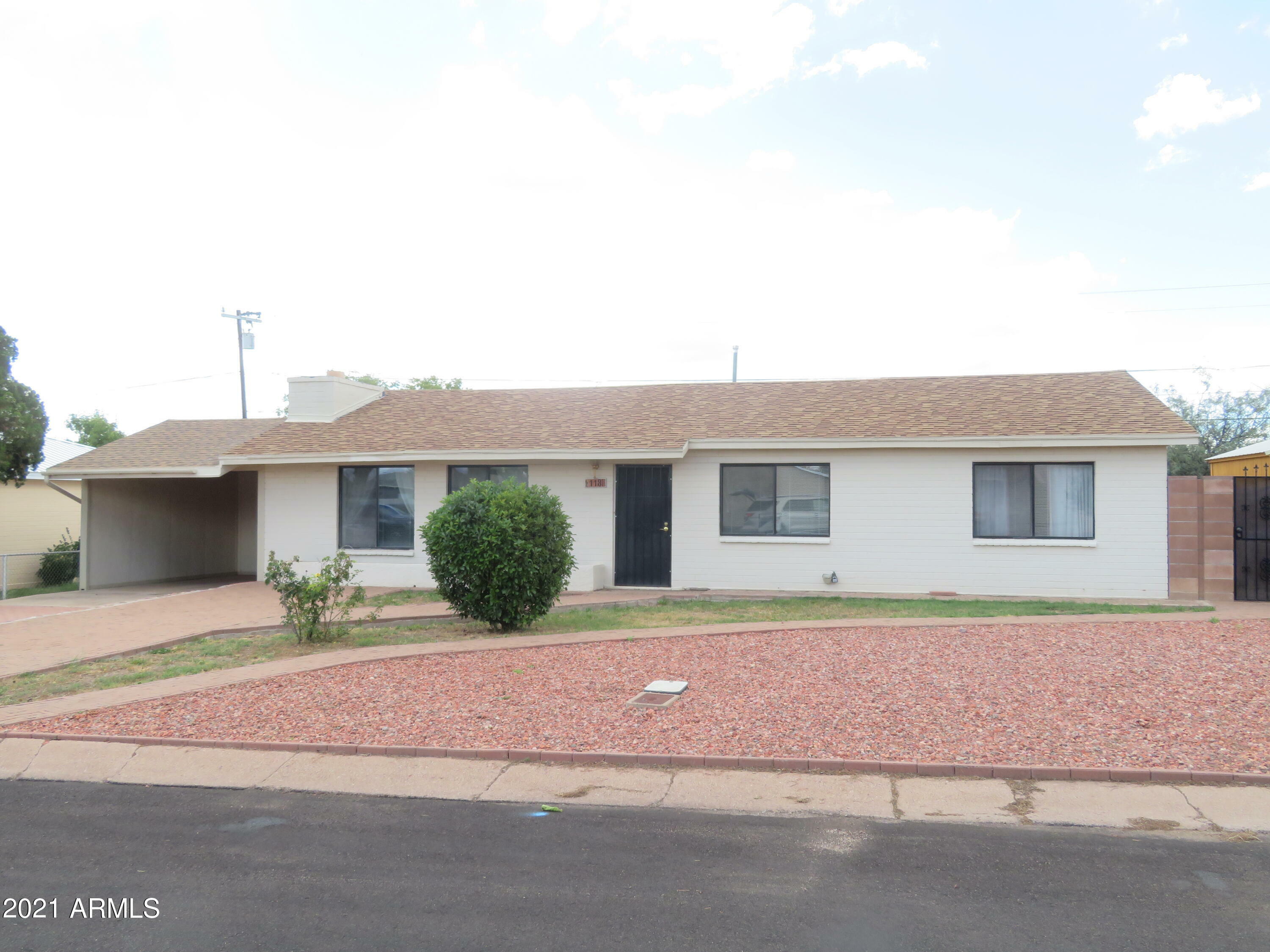 Property Photo: 118 Mountain View Avenue AZ 85603