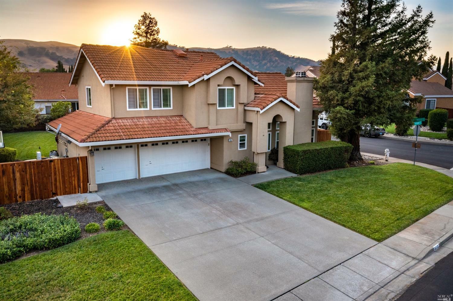 Property Photo:  416 Youngsdale Drive  CA 95687 