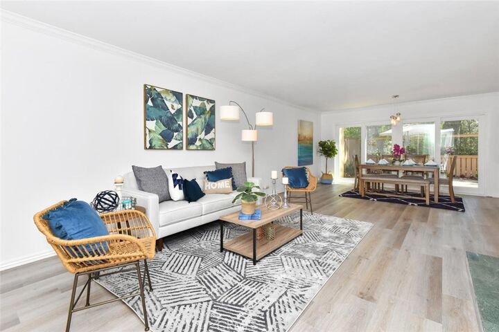 Property Photo: 19737 Shorecliff Lane CA 92648