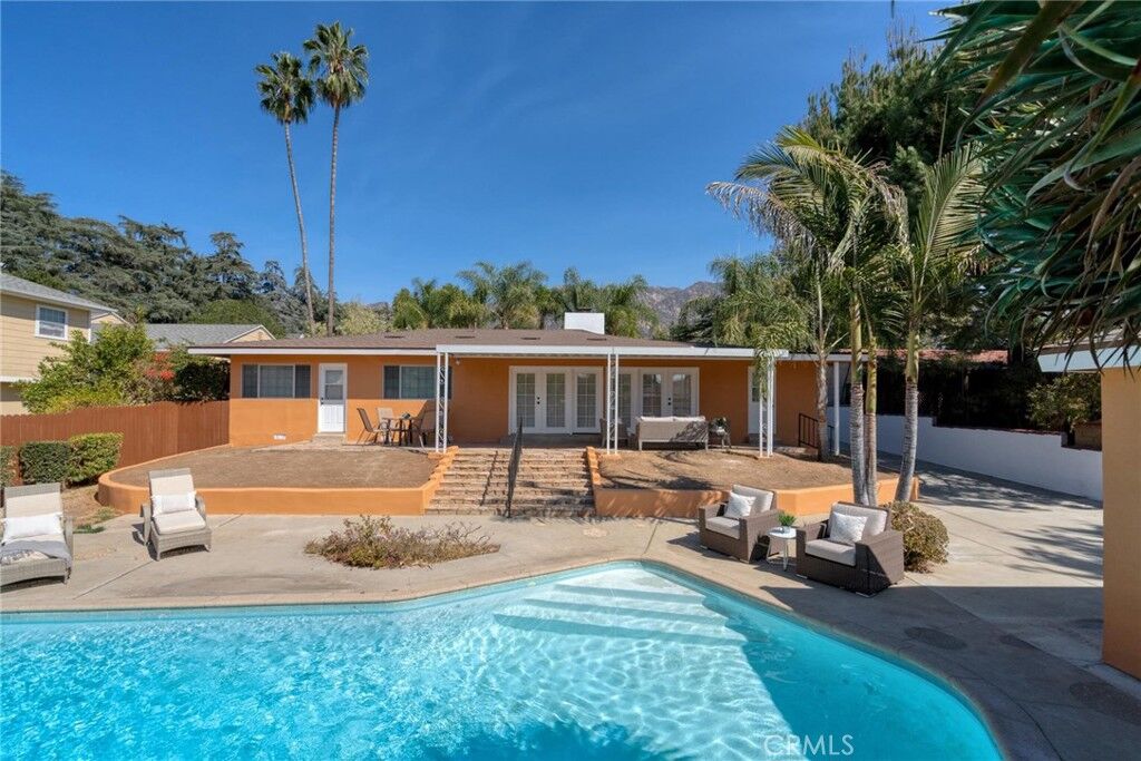 Property Photo:  628 Barry Place  CA 91001 