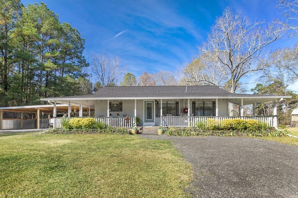 Property Photo:  4582 La-27  LA 70634 