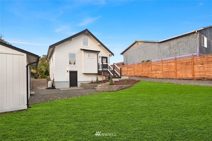 Property Photo:  4833 S Lucile Street  WA 98118 