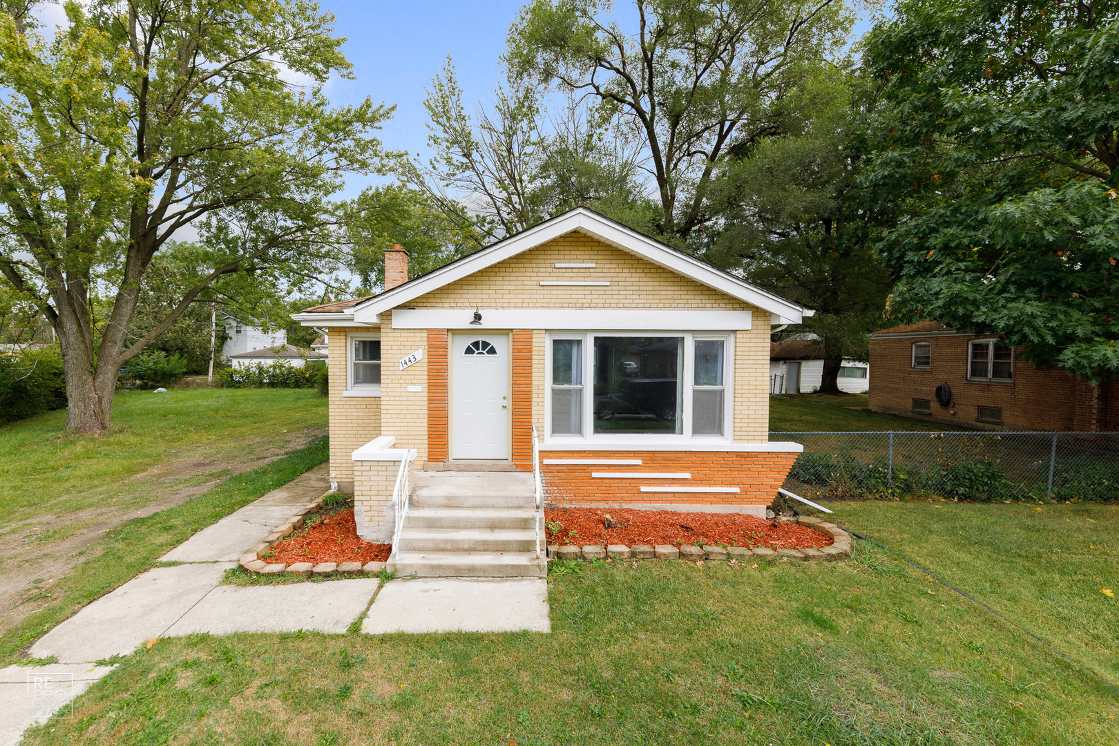 Property Photo:  14433 Center Avenue  IL 60426 