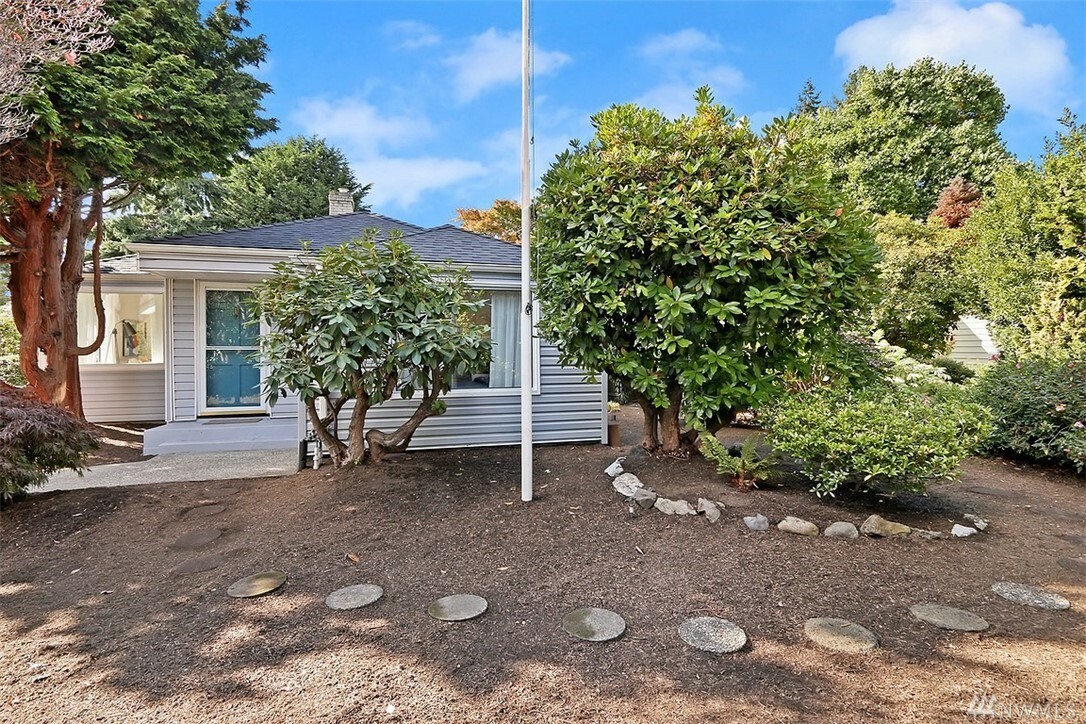 Property Photo:  11727 3rd Ave NW  WA 98177 