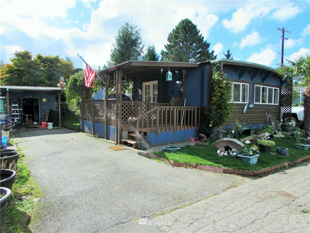 Property Photo:  11424  36th Drive NE Sp 93  WA 98271 