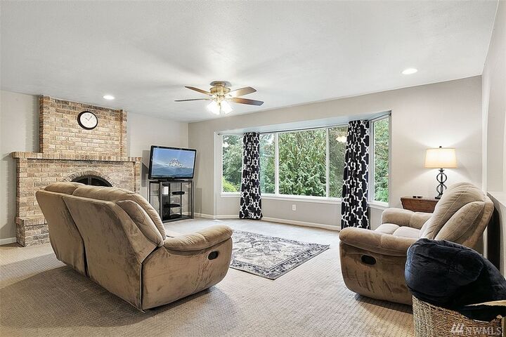 Property Photo: 3205 86th Ave E WA 98317