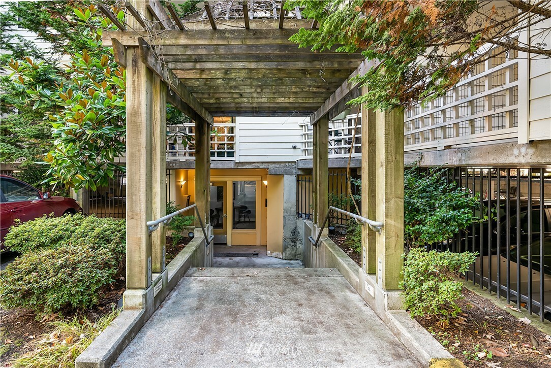 Property Photo:  700 N 160th Street A-204  WA 98133 