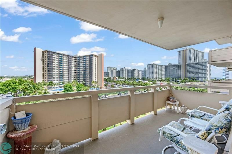 Property Photo: 3333 NE 34th St 606 FL 33308