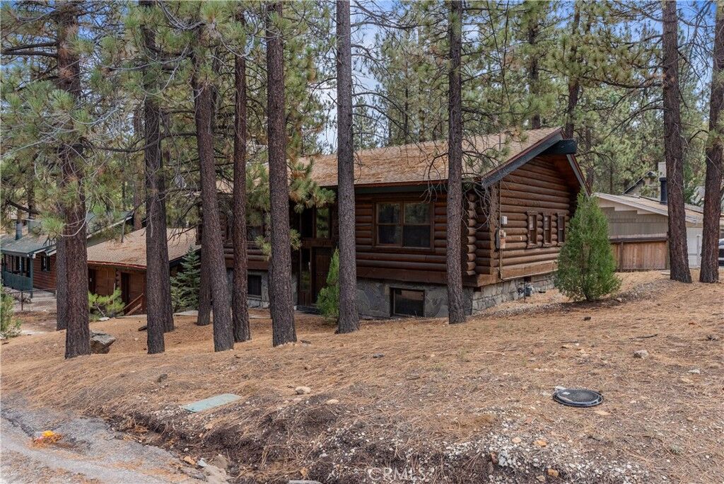 Property Photo:  41853 Brownie Lane  CA 92315 