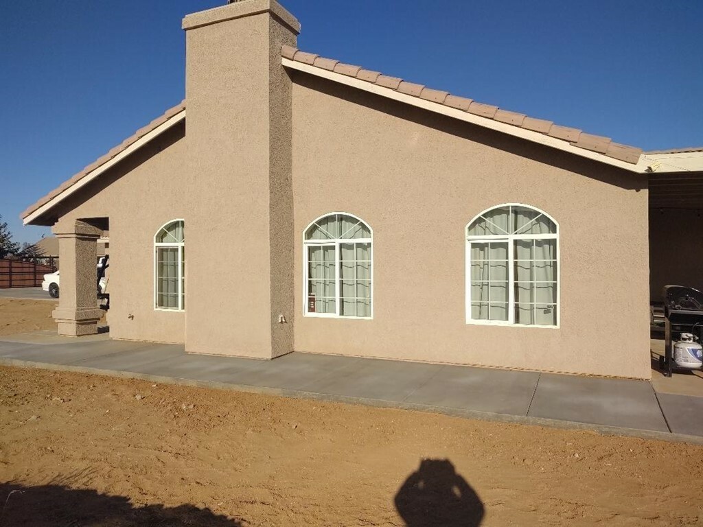 Property Photo: 10975 Toltec Lane CA 92308