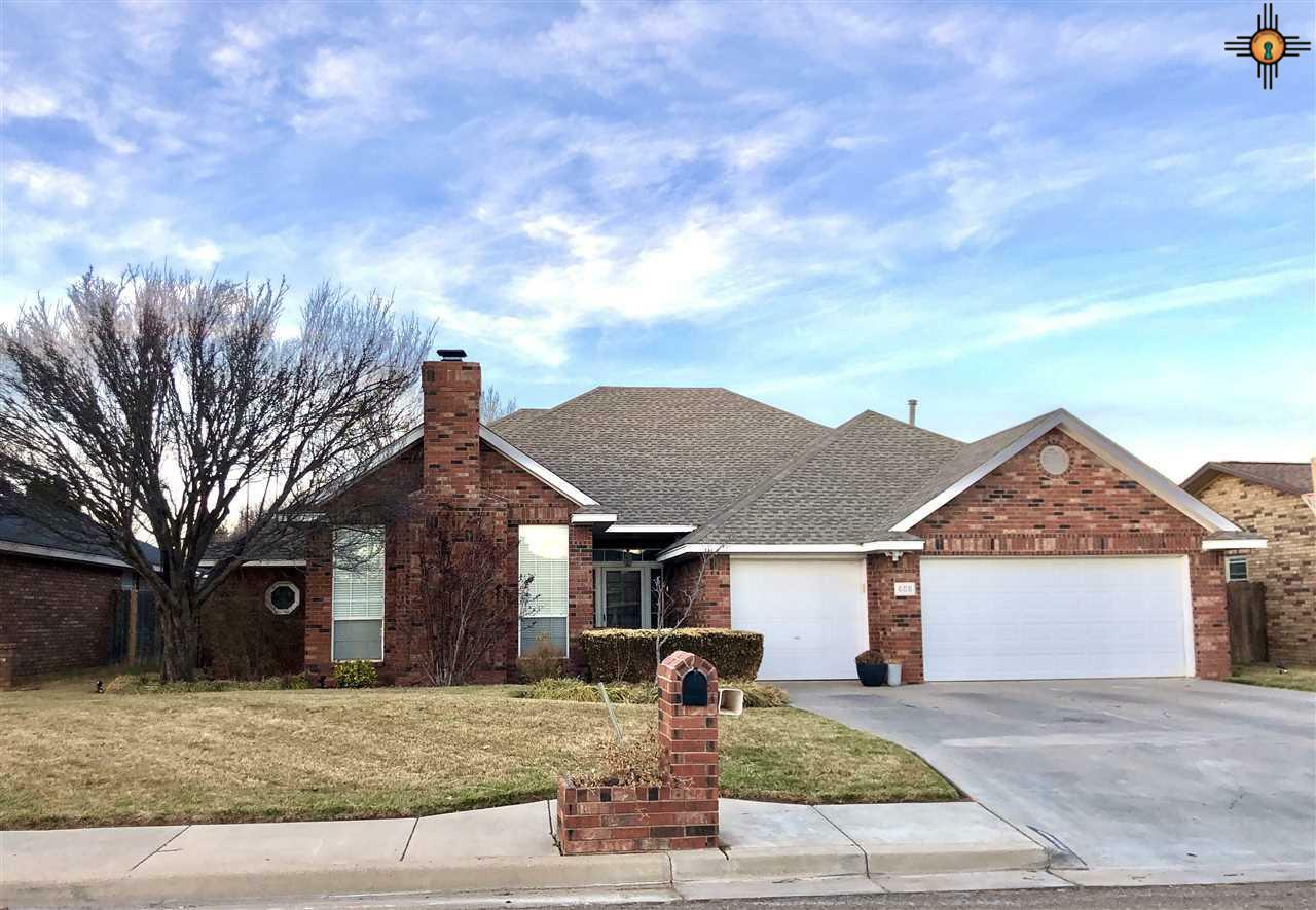 Property Photo: 608 Chanticleer NM 88101