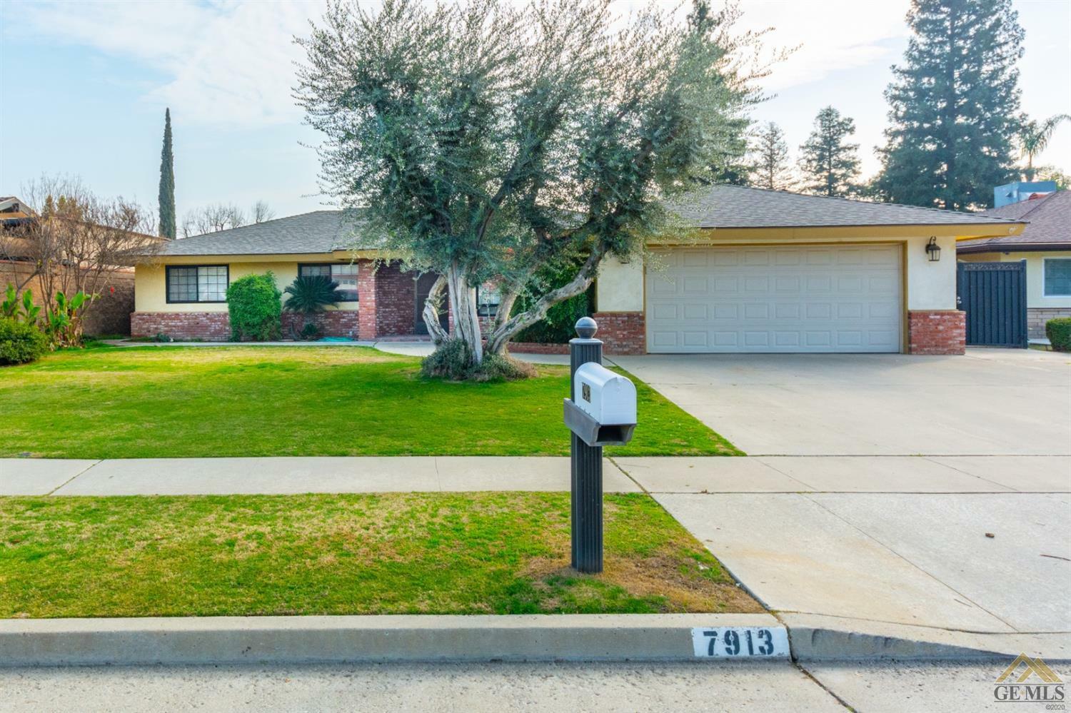 7913 Hooper Avenue  Bakersfield CA 93308 photo