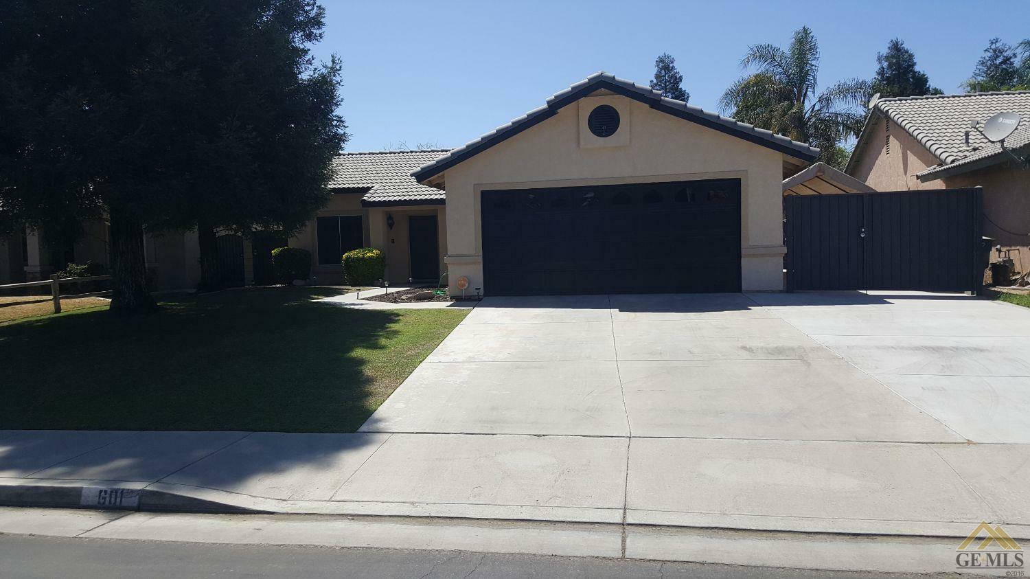 Property Photo:  601 Harvest Creek Road  CA 93312 