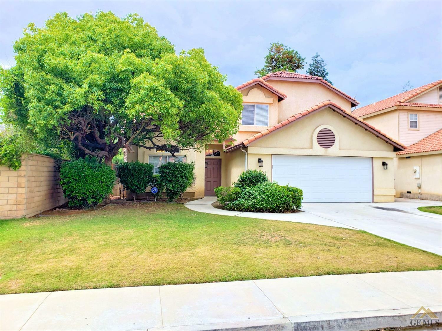 Property Photo:  4907 Sanderling Lane  CA 93312 