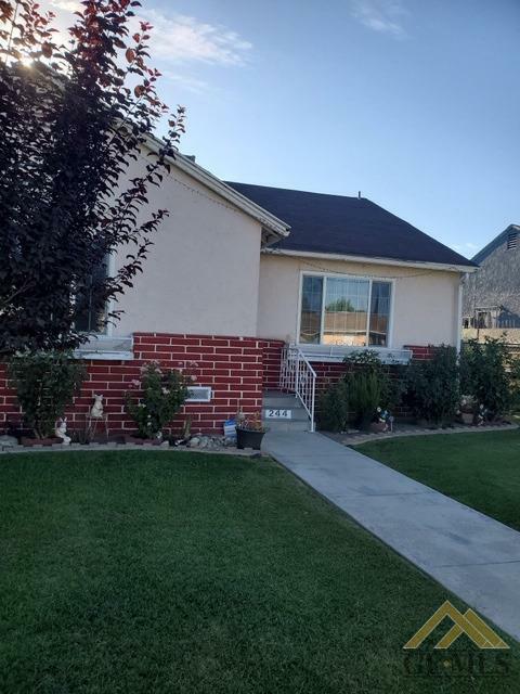 Property Photo:  244 Donna Avenue  CA 93304 