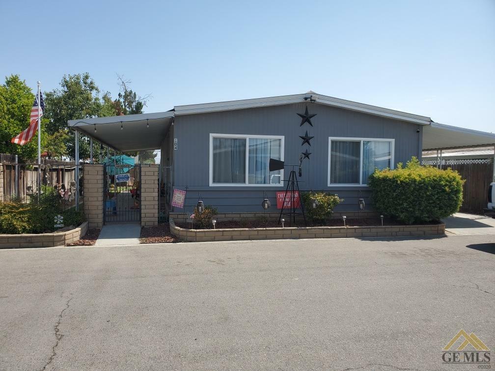 Property Photo:  3535 Stine Rd 104  CA 93309 