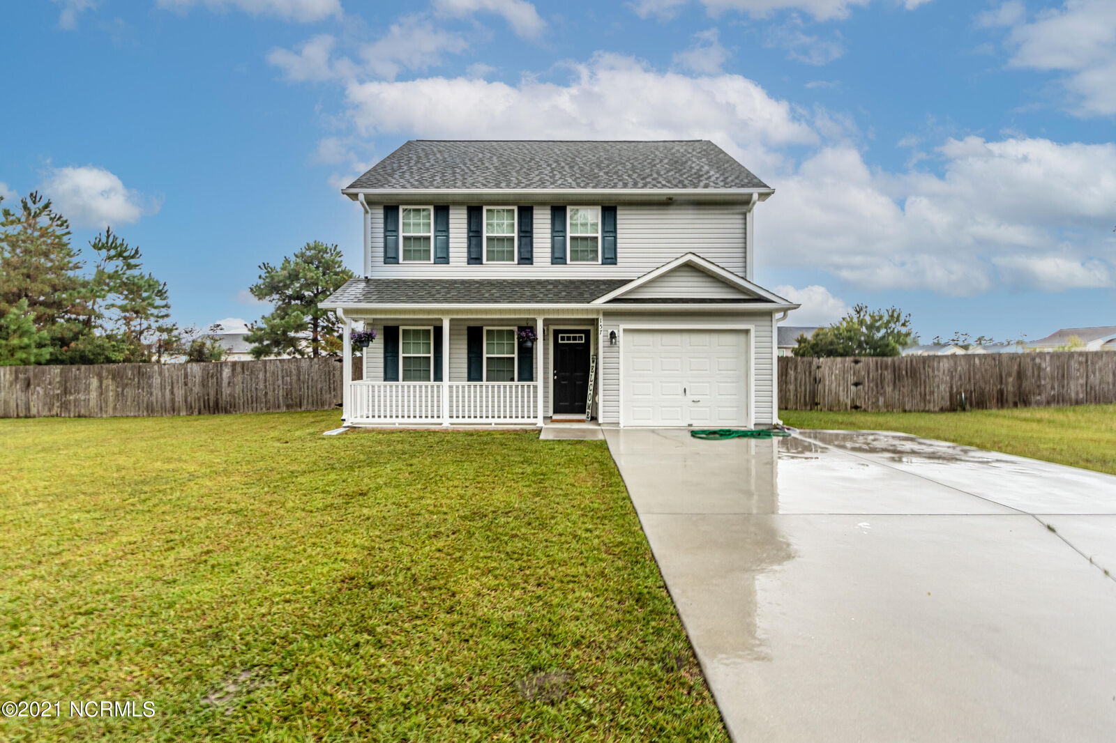 Property Photo:  157 Queens Haven Road  NC 28539 