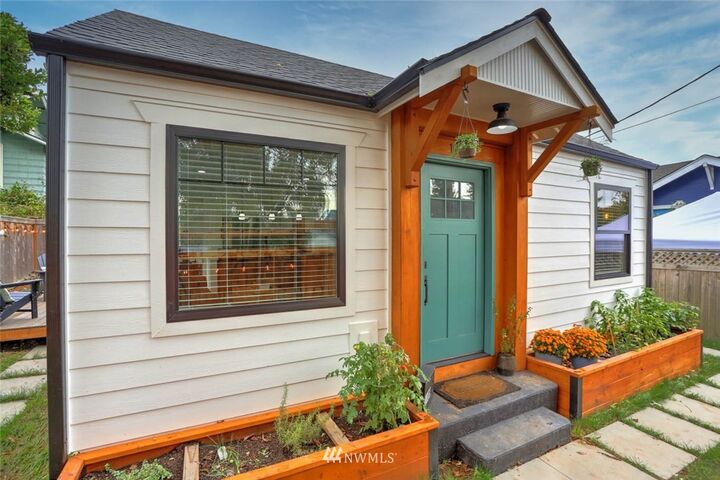 1108 N 41st Street  Seattle WA 98103 photo