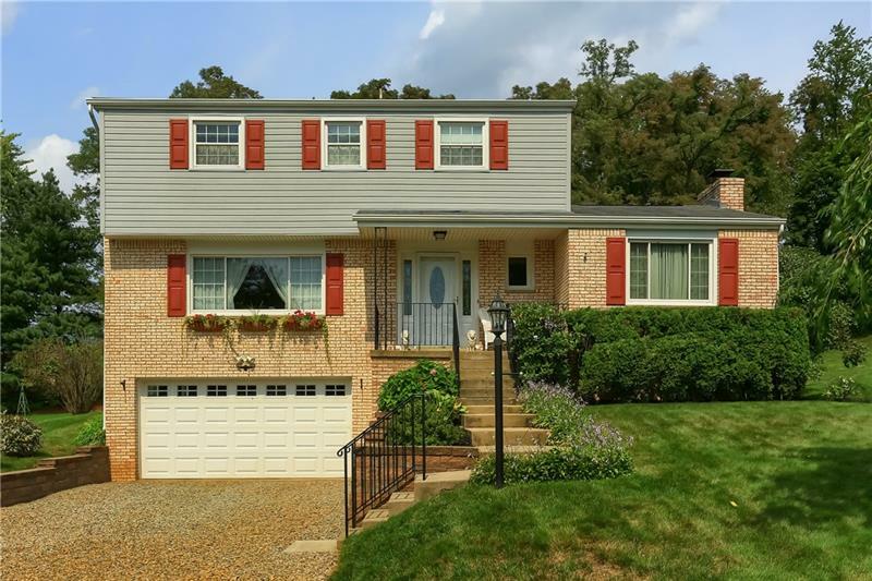 Property Photo:  411 Pennsylvania Ave  PA 15147 