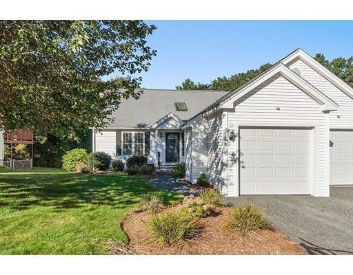 Property Photo:  12 Carriage Path 12  MA 01569 