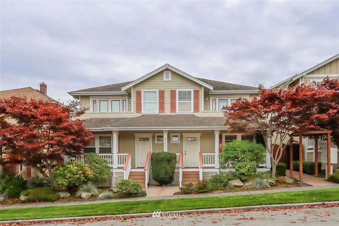 Property Photo:  3111 Norton Avenue B  WA 98201 