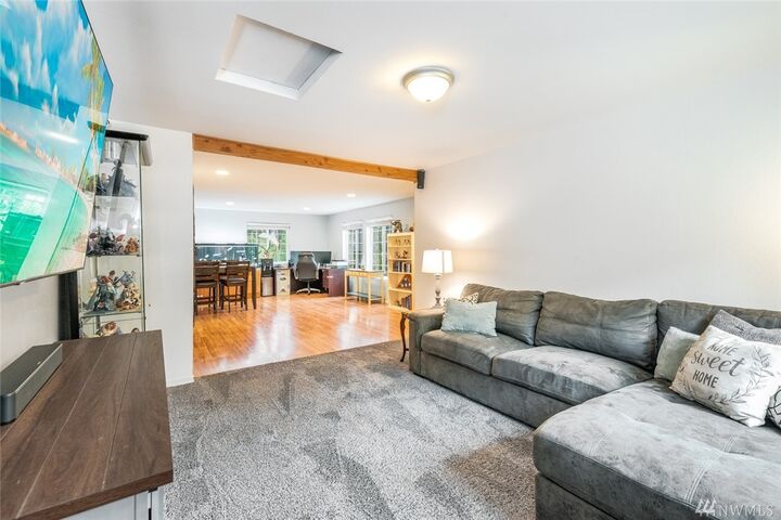 Property Photo:  1003 SW Ashton Ct  WA 98367 